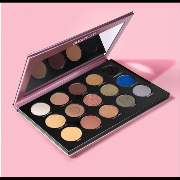 Patrick Star Visionary Eyeshadow Palette - Picture 5 of 7